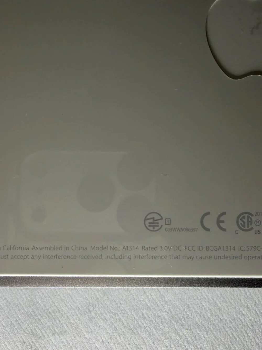 Apple Wireless Keyboard MC184LL/B Model #A1314 Silver White Box Tested Working